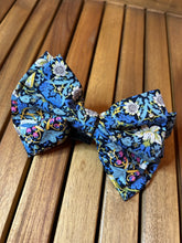 Load image into Gallery viewer, William Morris, Strawberry Thief