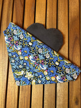 Load image into Gallery viewer, William Morris, Strawberry Thief