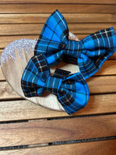 Load image into Gallery viewer, Turquoise skies