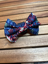 Load image into Gallery viewer, William Morris snakehead Red