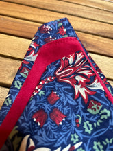 Load image into Gallery viewer, William Morris snakehead Red