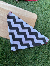 Load image into Gallery viewer, Twin Peaks