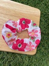 Load image into Gallery viewer, Pink Flower Print Pet Bandanas & Matching Scrunchies