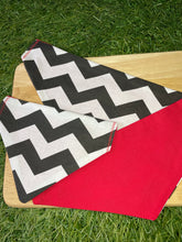 Load image into Gallery viewer, Twin Peaks