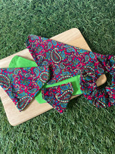 Load image into Gallery viewer, Paisley pattern Pet Bandanas & Scrunchies - Black and Pink or Pink and Green