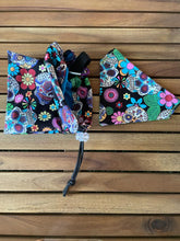 Load image into Gallery viewer, Sugar skull treat bag