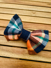 Load image into Gallery viewer, Autumn vibes bandana
