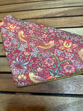 Load image into Gallery viewer, William Morris Strawberry Thief red

