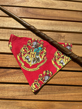 Load image into Gallery viewer, Hogwarts crest
